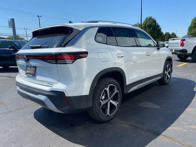 New 2025 Volkswagen Tiguan SE image 9