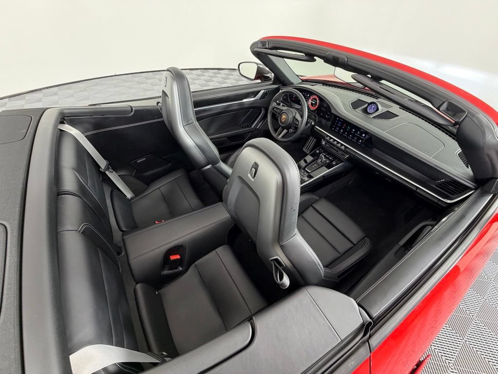 Certified 2025 Porsche 911 Turbo AWD/4WD image 13