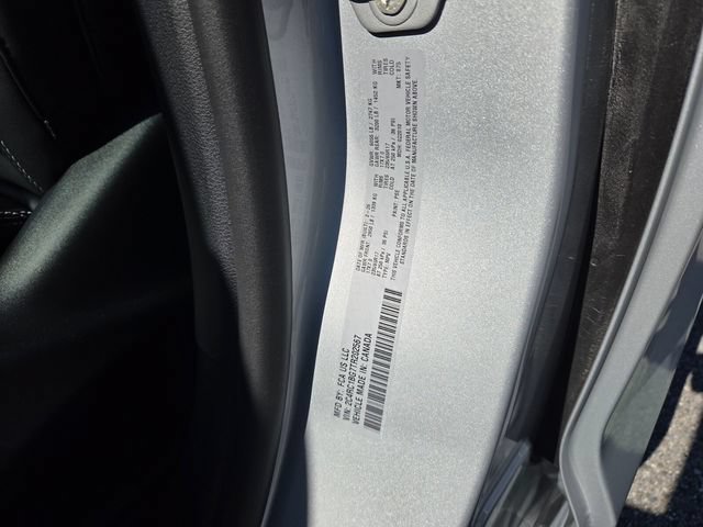New 2026 Chrysler Pacifica Select FWD image 17