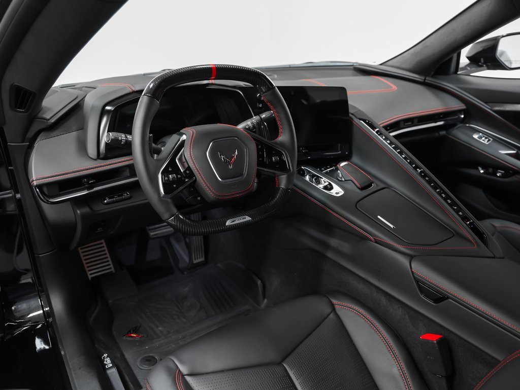 Used 2025 Chevrolet Corvette Z06 image 65