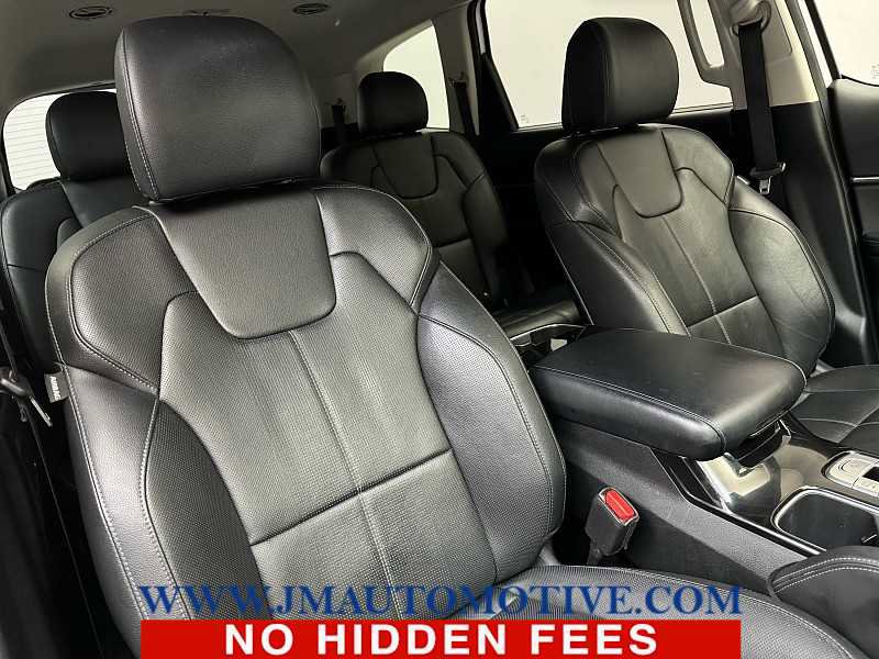 Used 2021 Kia Telluride EX w/ EX Premium Package image 24