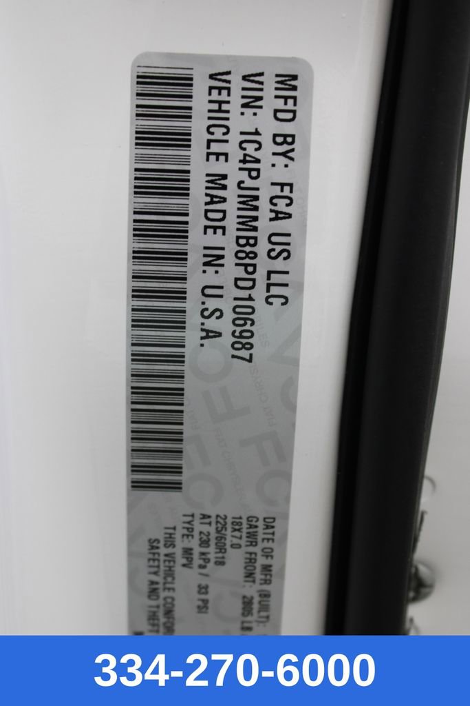 Used 2023 Jeep Cherokee Altitude Lux w/ Lux Elite Package image 34