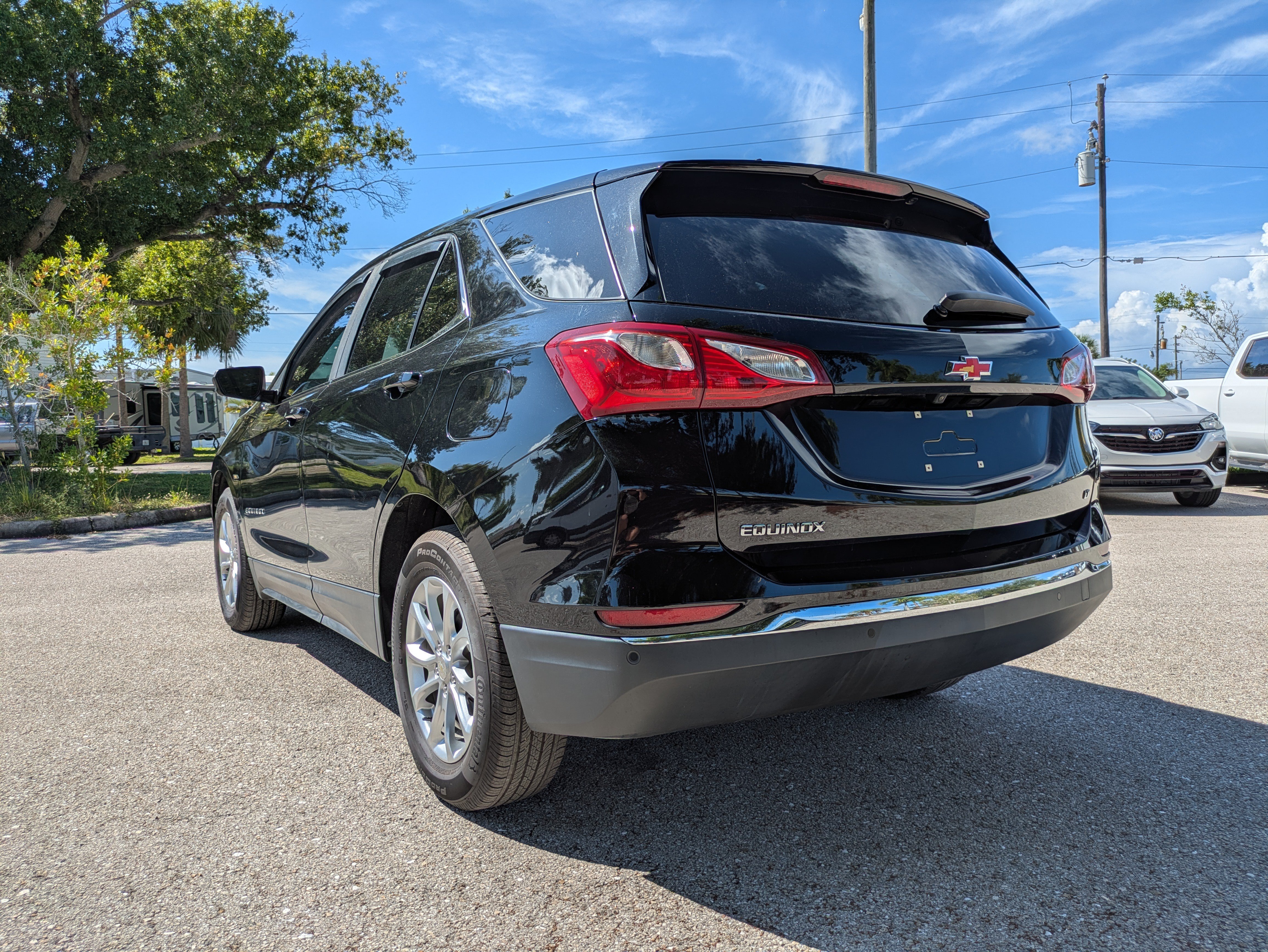 Used 2021 Chevrolet Equinox LT FWD image 9