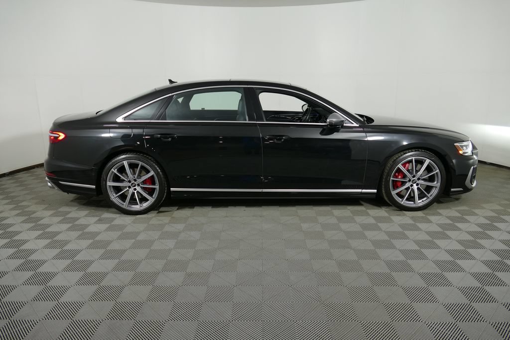 Used 2023 Audi S8 w/ S8 Executive Package AWD/4WD image 2