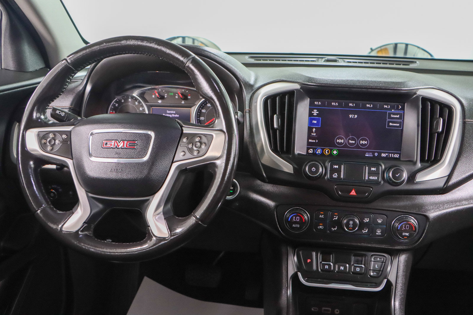 Used 2020 GMC Terrain SLT image 16
