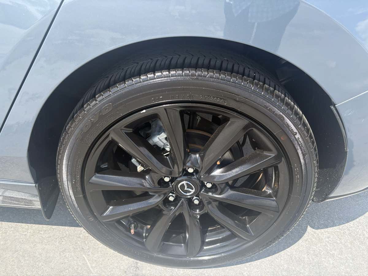 Used 2025 MAZDA MAZDA3 Carbon AWD/4WD image 13