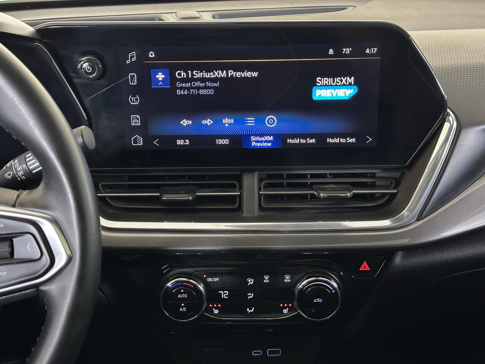 Used 2025 Chevrolet Trax ACTIV w/ Sunroof Package FWD image 12