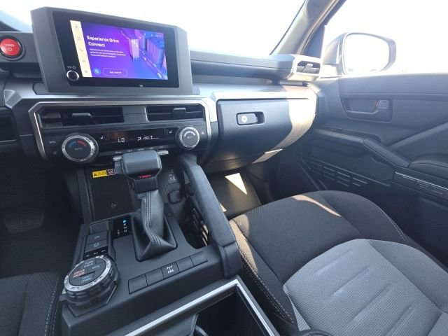 Used 2025 Toyota 4Runner 4WD image 25