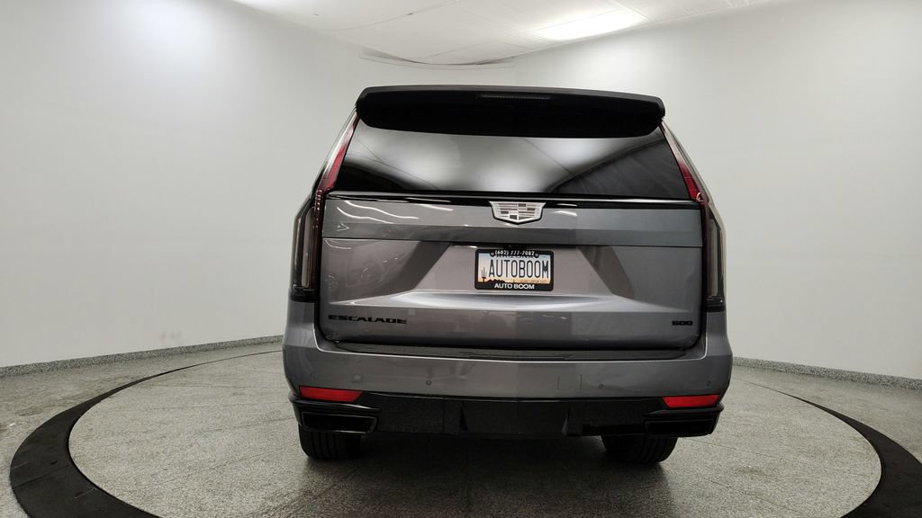 Used 2021 Cadillac Escalade Sport w/ LPO, ONYX Package AWD/4WD image 4