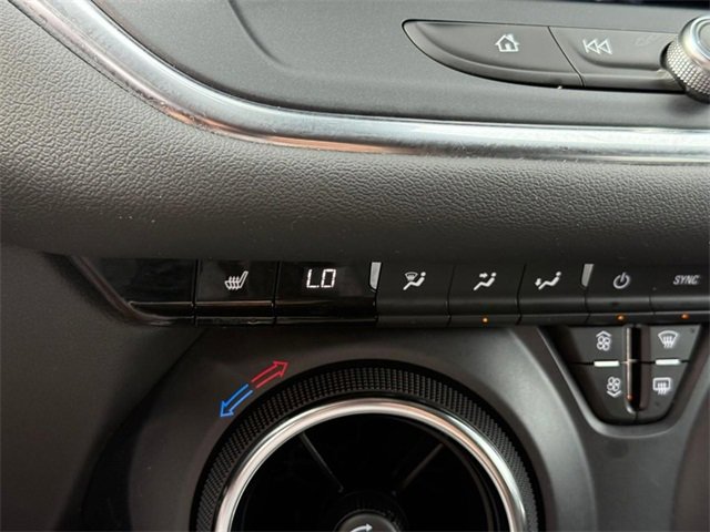 Used 2023 Chevrolet Blazer LT w/ Convenience Package image 21
