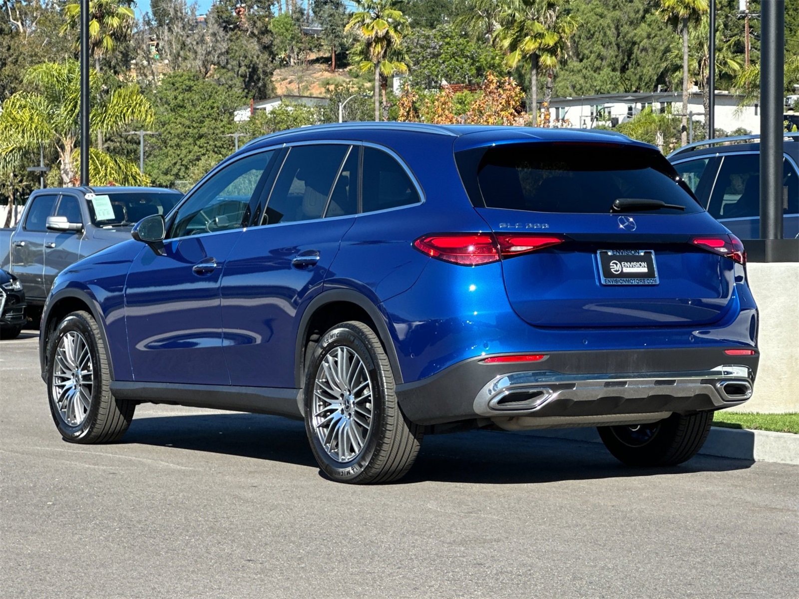 Certified 2025 Mercedes-Benz GLC 300 image 5