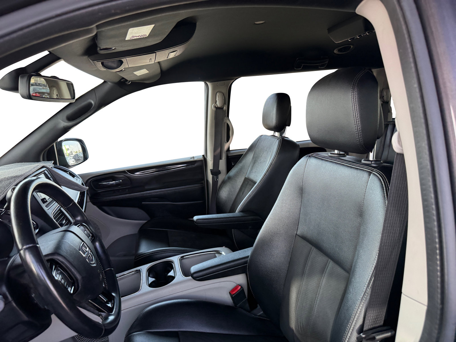 Used 2019 Dodge Grand Caravan SXT FWD image 10