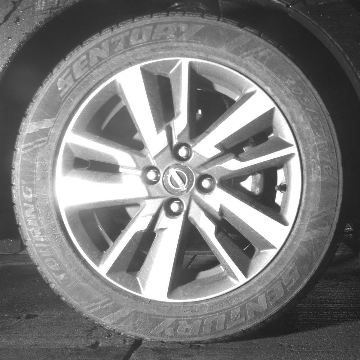 Used 2025 Nissan Versa SV image 13