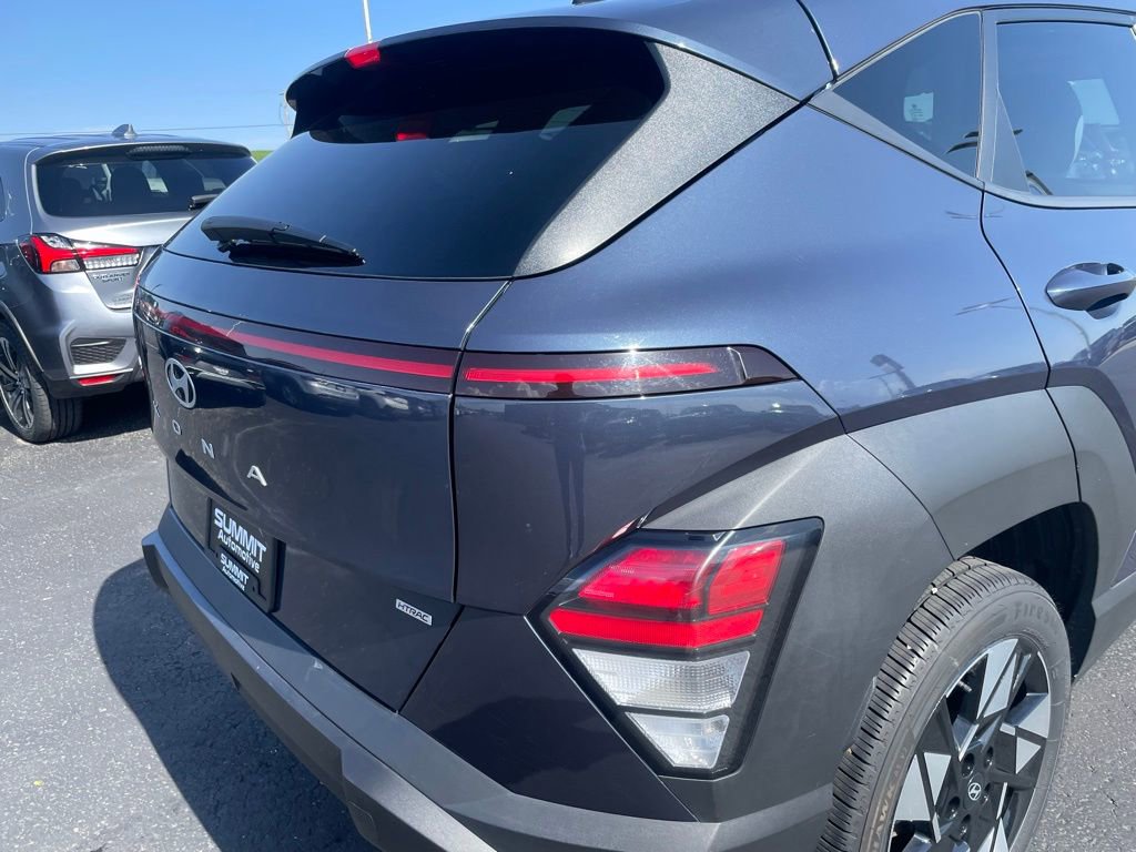 Used 2024 Hyundai Kona SEL AWD/4WD image 27