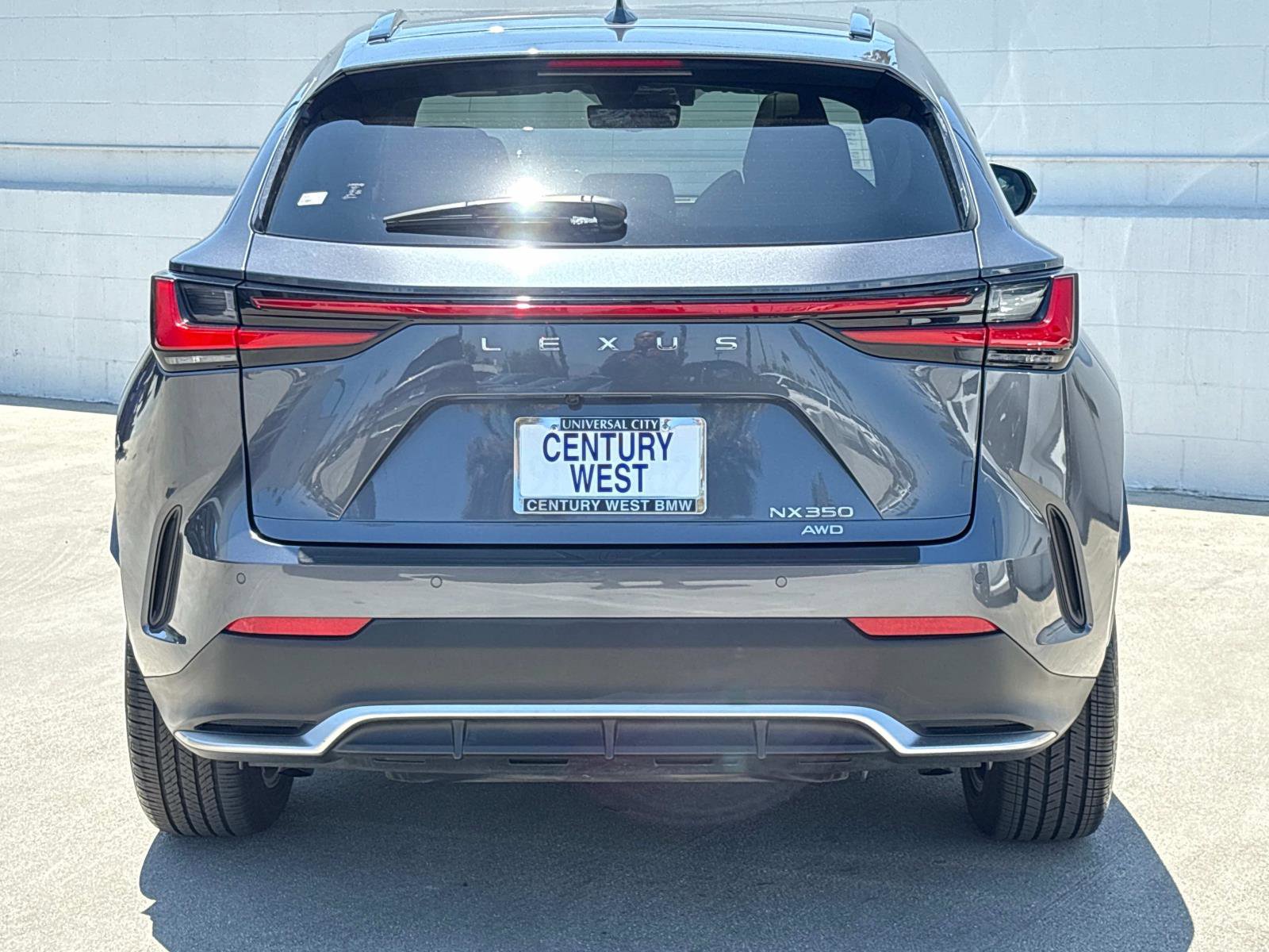 Used 2024 BMW 330i xDrive Sedan w/ Premium Package image 4