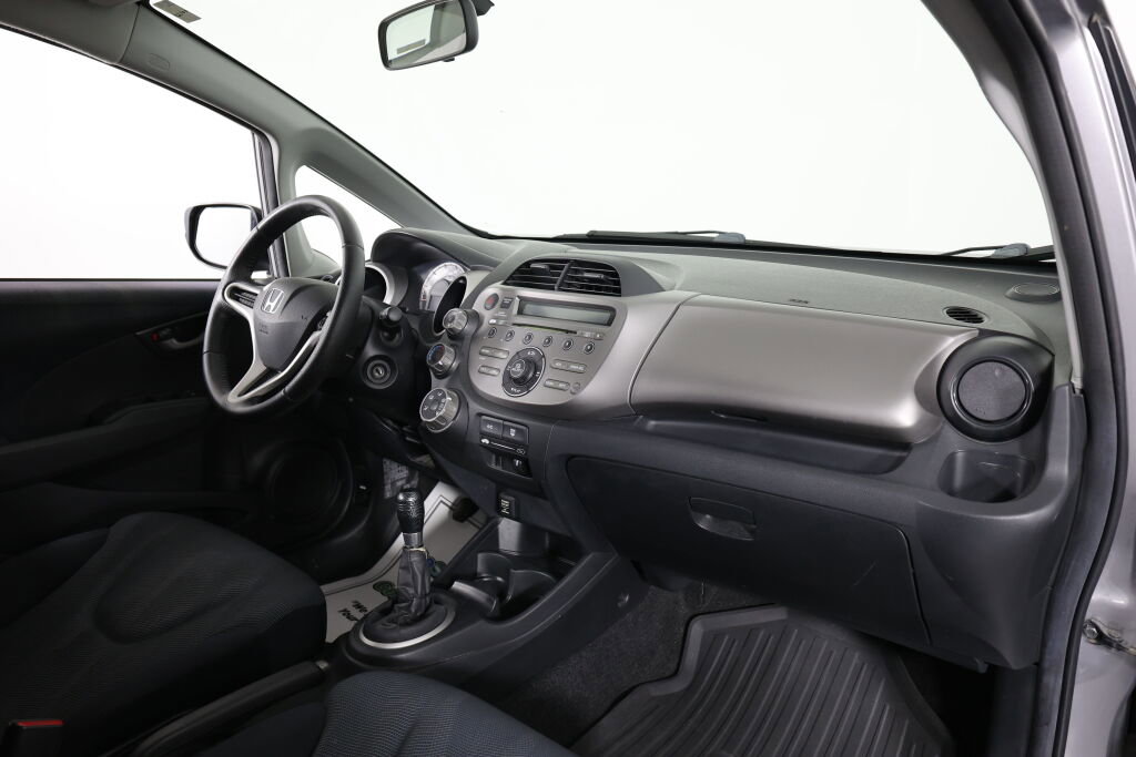 Used 2009 Honda Fit Sport image 23