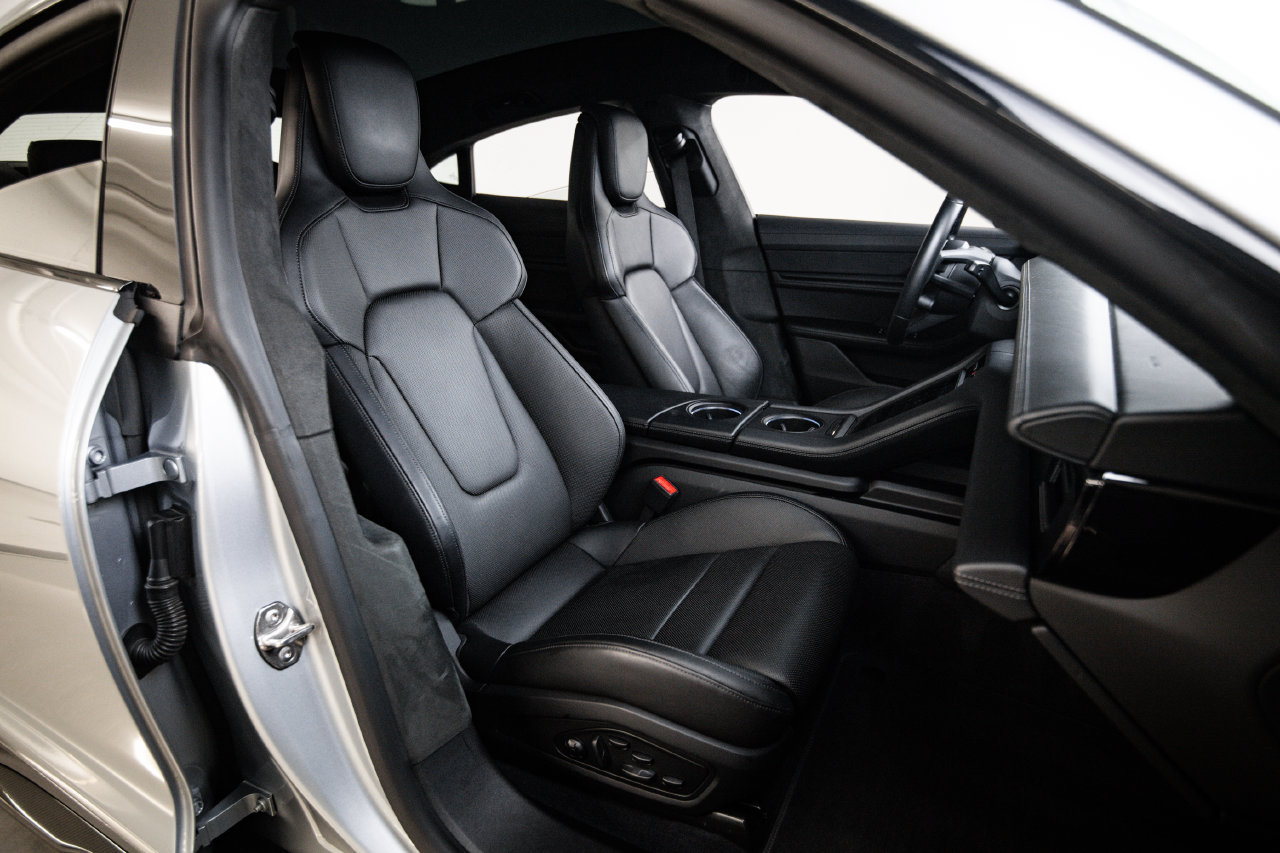 Certified 2026 Porsche Taycan GTS AWD/4WD image 29
