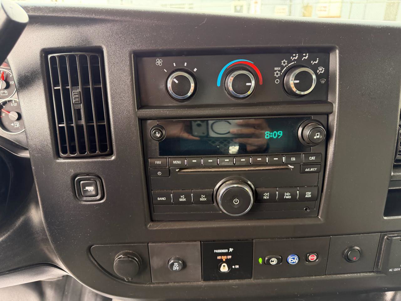 Used 2020 Chevrolet Express 2500 Extended w/ Communications Package image 19