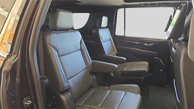 Used 2024 GMC Yukon XL Denali image 17