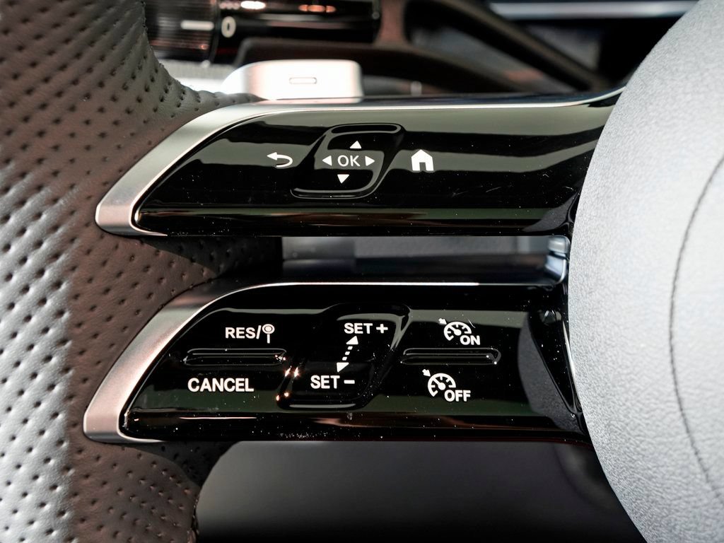 Certified 2026 Mercedes-Benz GLC 300 4MATIC image 19