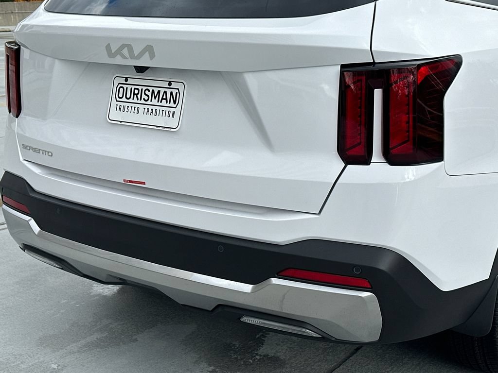 New 2026 Kia Sorento S FWD image 5
