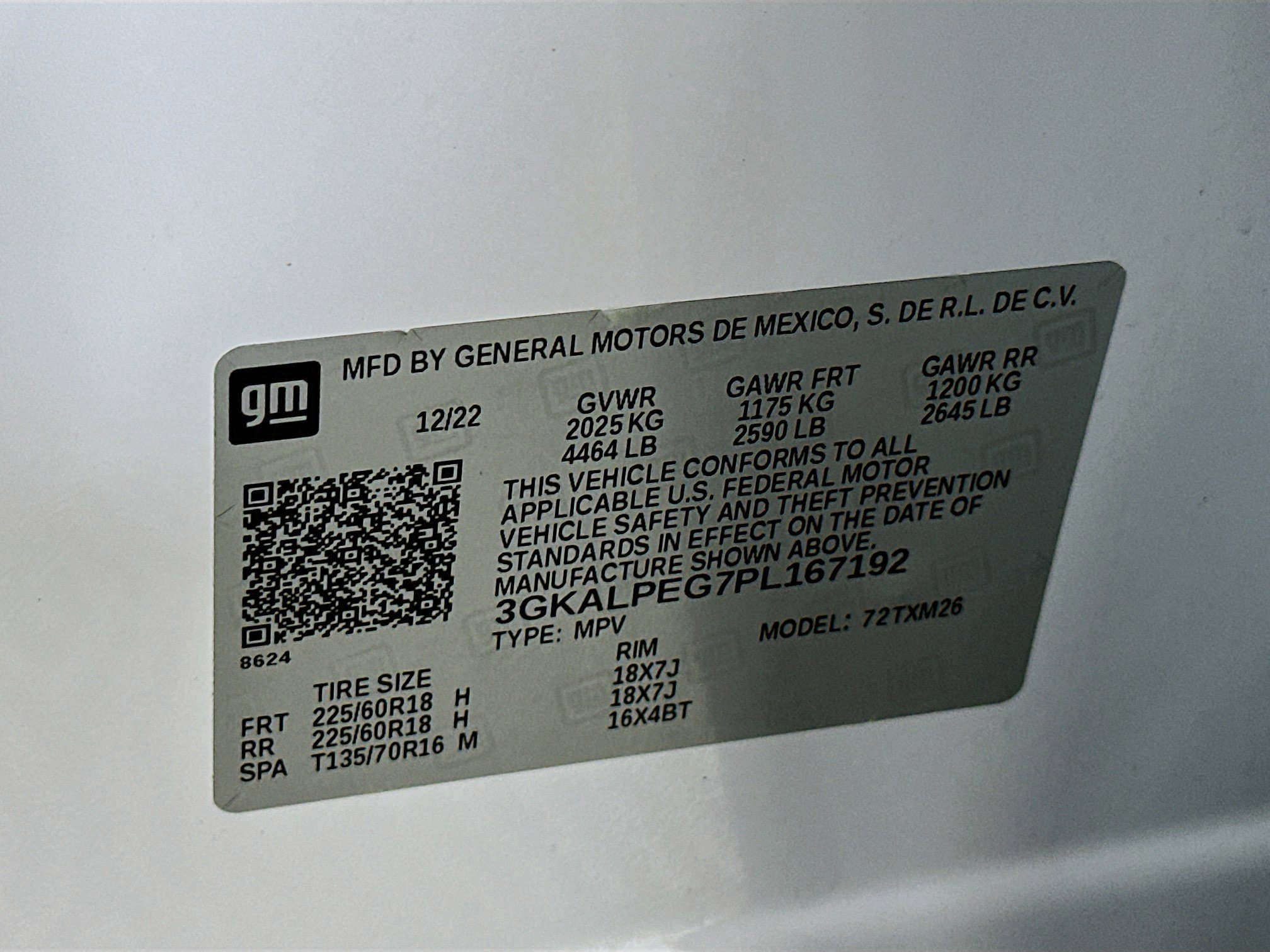 Used 2023 GMC Terrain SLT image 12