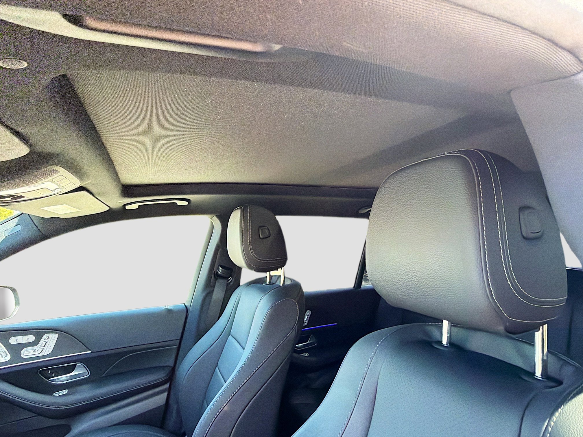 Used 2025 Mercedes-Benz GLS 450 4MATIC image 29