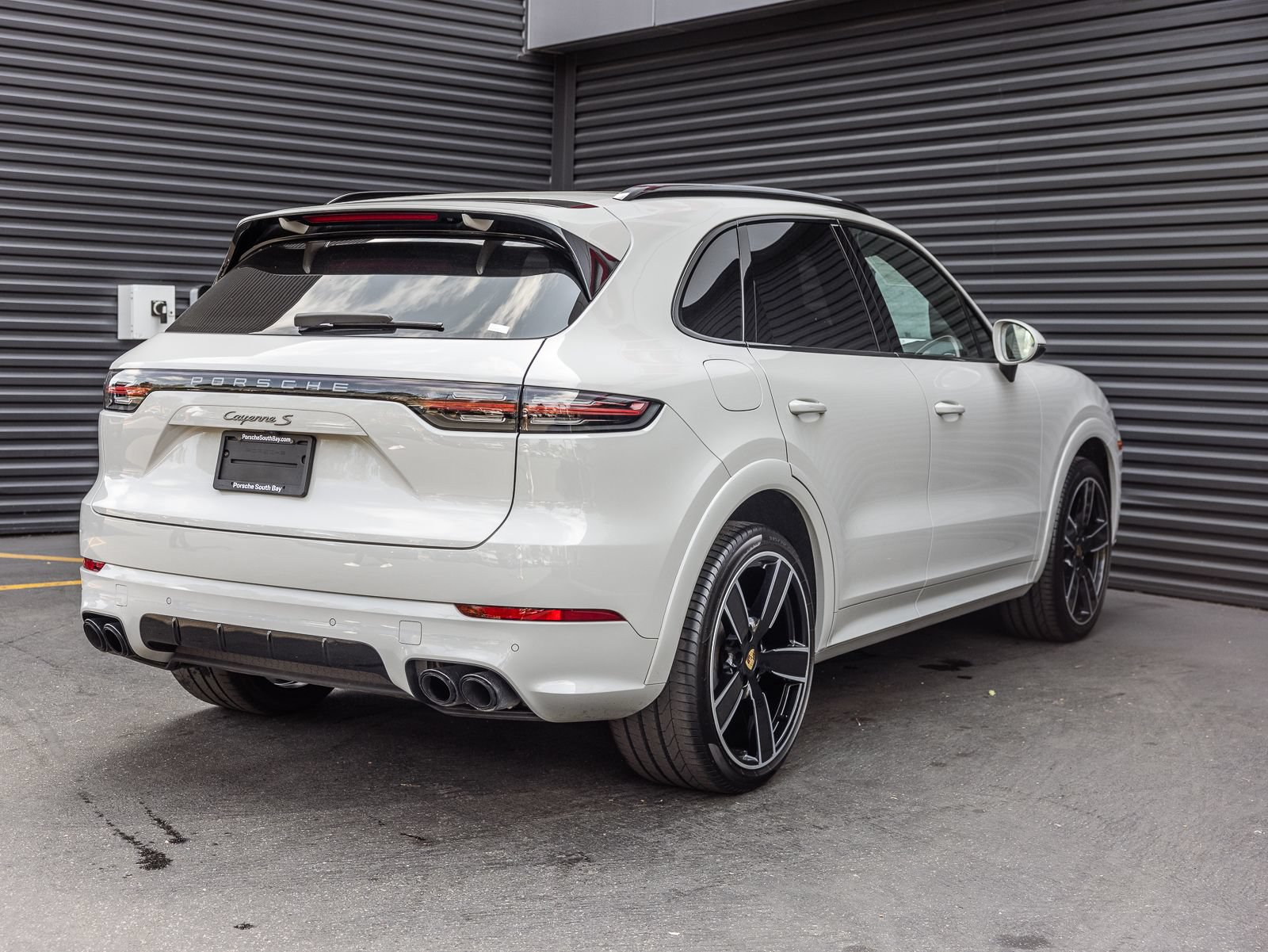 Certified 2023 Porsche Cayenne S AWD/4WD image 8