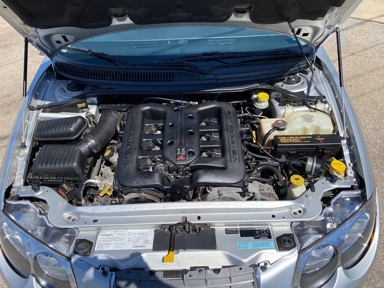 Used 2000 Chrysler 300M FWD image 13