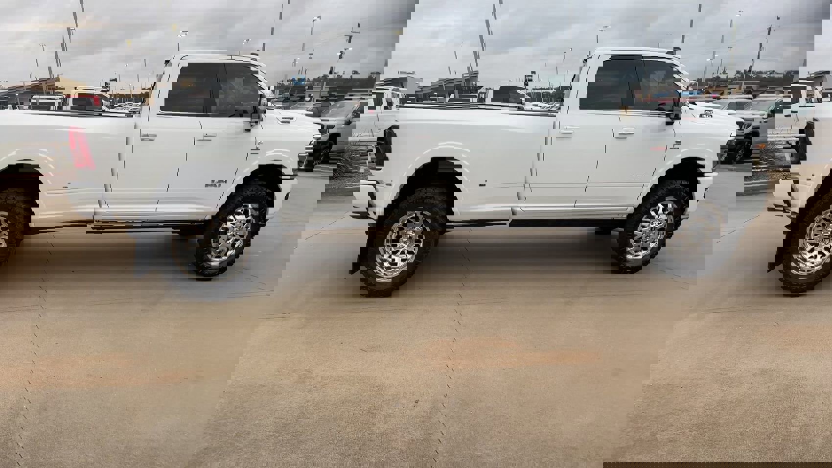 New 2025 RAM 3500 Longhorn image 8
