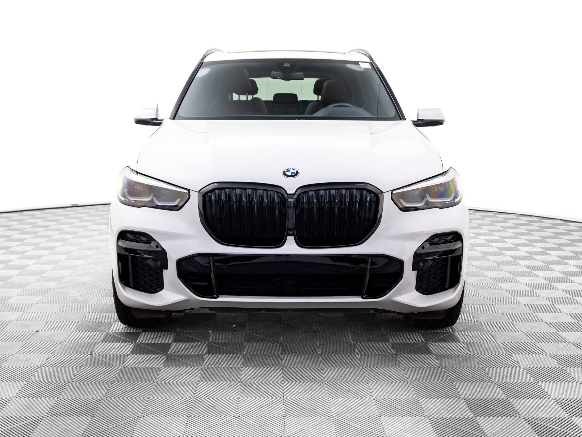 Certified 2023 BMW X5 xDrive40i w/ M Sport Package image 9