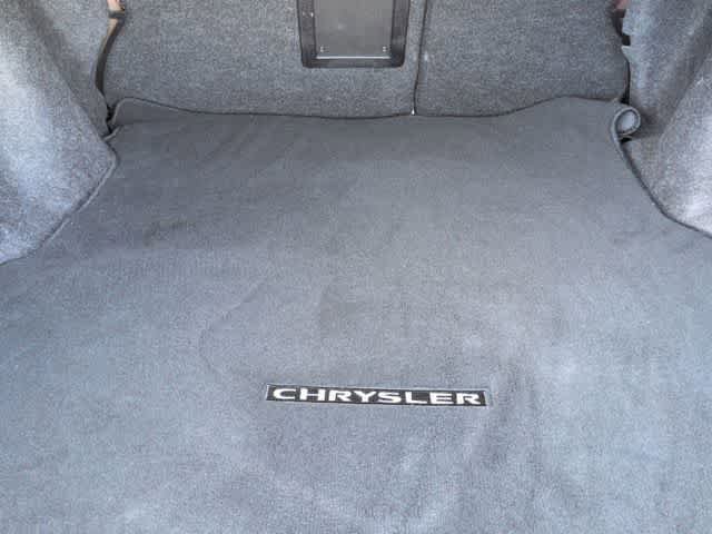 Used 2013 Chrysler 200 Limited FWD image 31