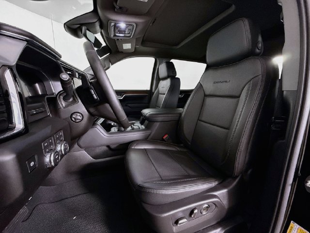 Used 2026 GMC Sierra 1500 Denali w/ Denali Reserve Package AWD/4WD image 24