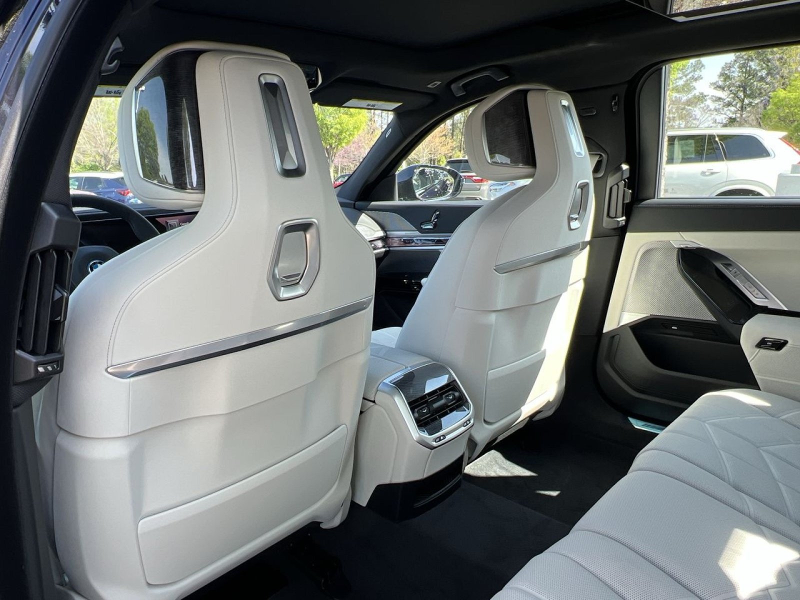 New 2025 BMW i7 eDrive50 w/ Executive Package RWD image 62