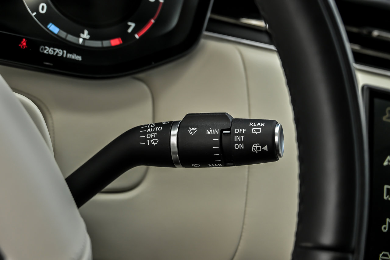 Used 2023 Land Rover Range Rover SE AWD/4WD image 37