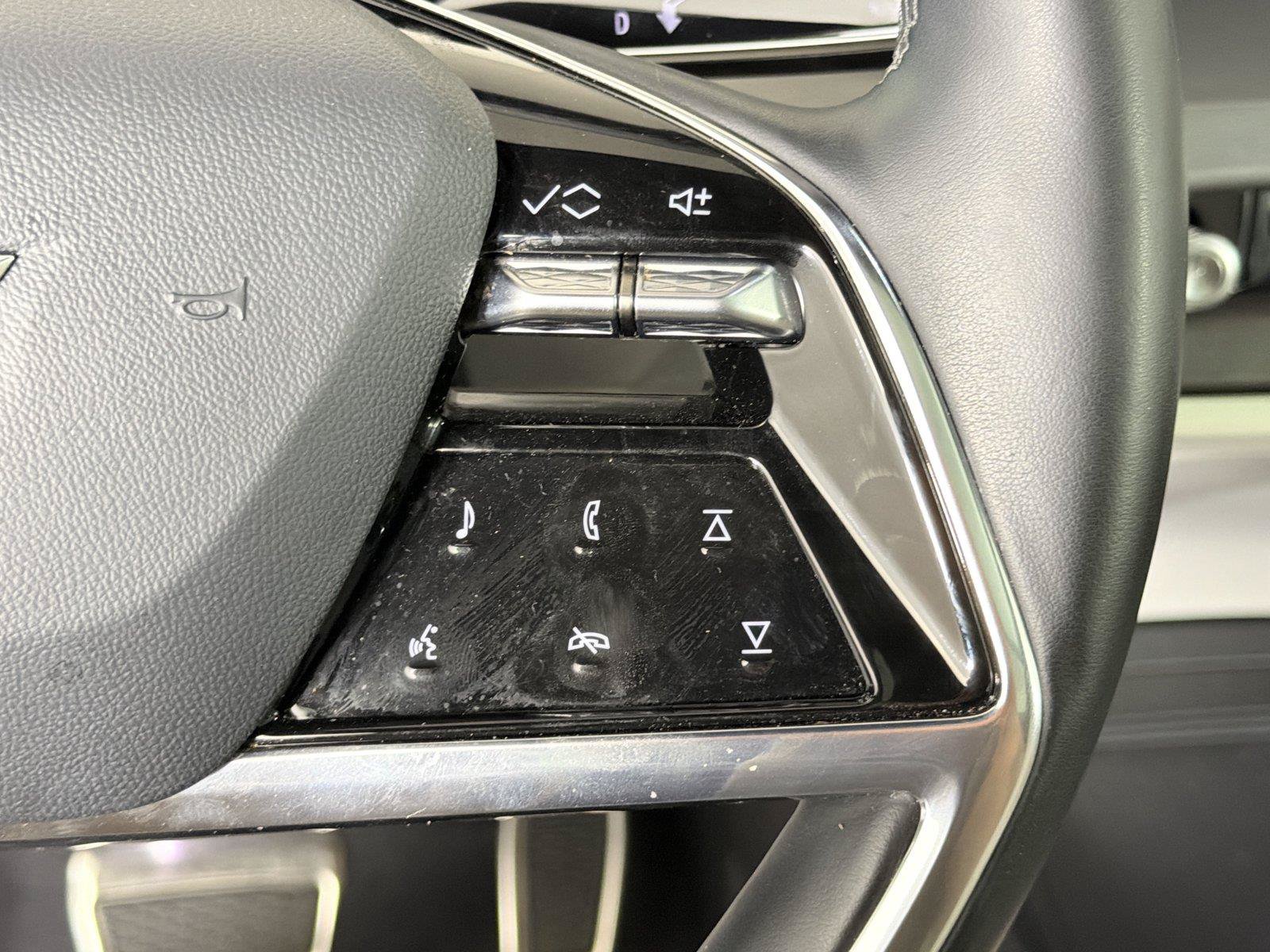 Used 2026 Cadillac Vistiq Sport AWD/4WD image 27