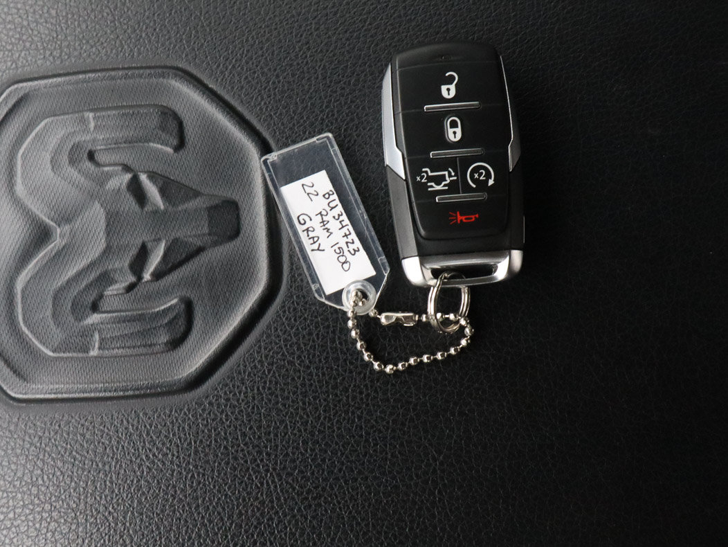 Used 2022 RAM 1500 Laramie AWD/4WD image 36