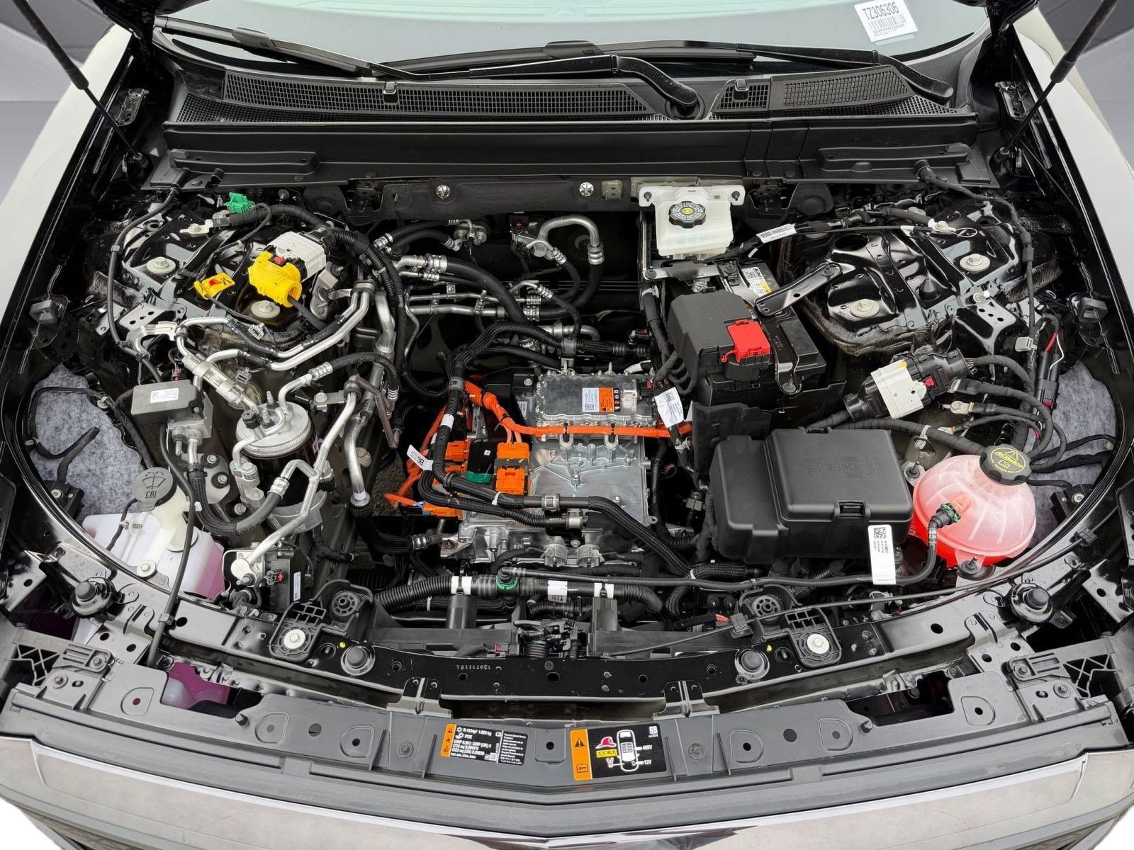 New 2026 Cadillac Lyriq Sport w/ LPO, Floor Liner Package image 23