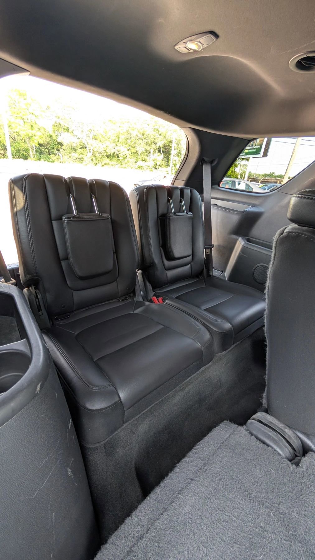 Used 2015 Ford Explorer XLT w/ Equipment Group 202A image 14