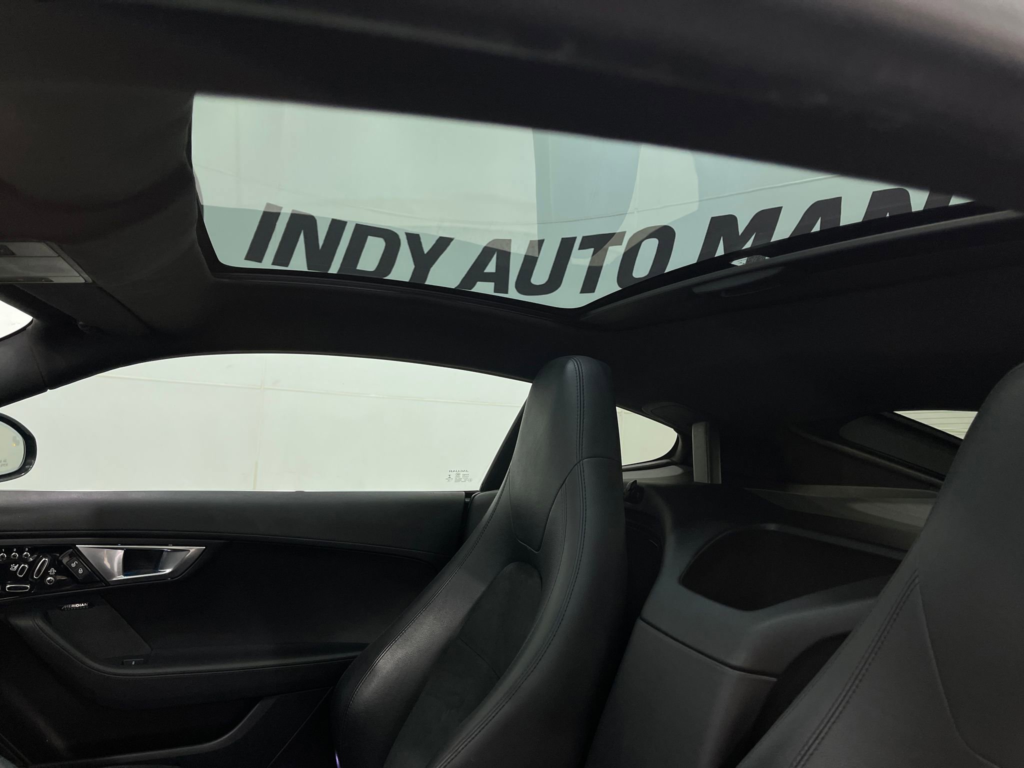 Used 2016 Jaguar F-TYPE S image 12