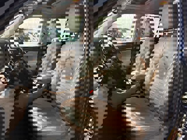 Used 2020 Toyota Highlander XLE image 17