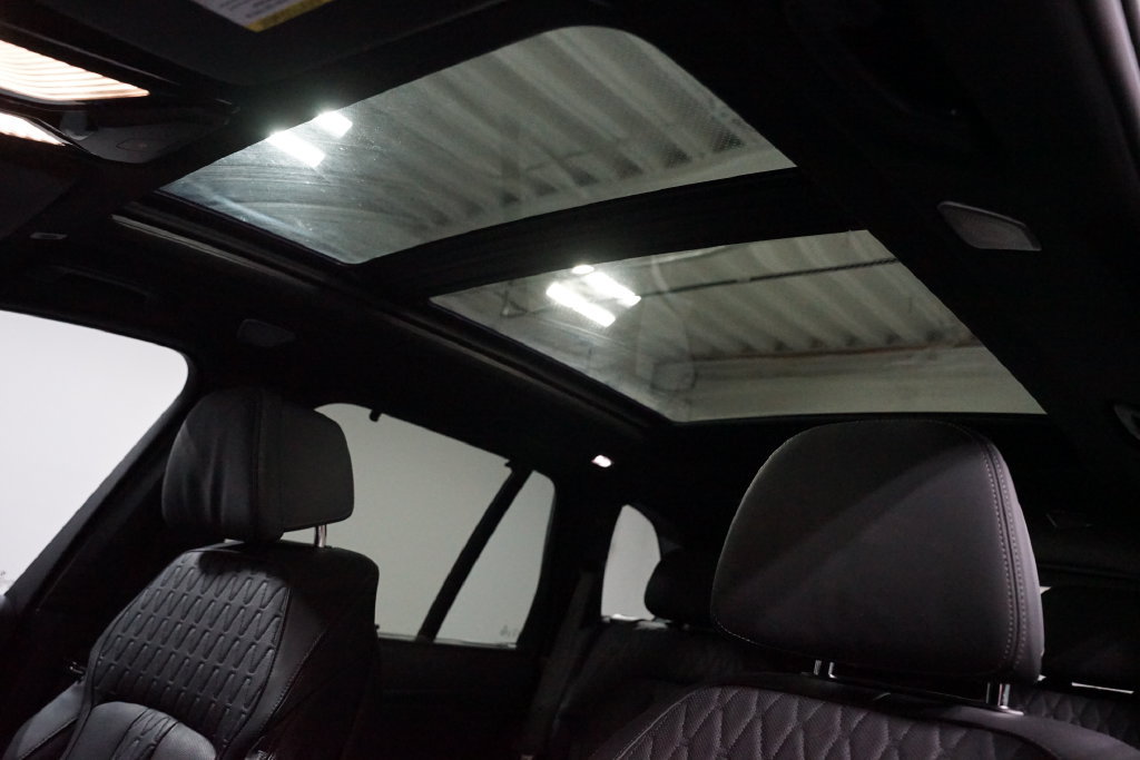 Used 2022 BMW X5 M50i w/ Executive Package AWD/4WD image 35
