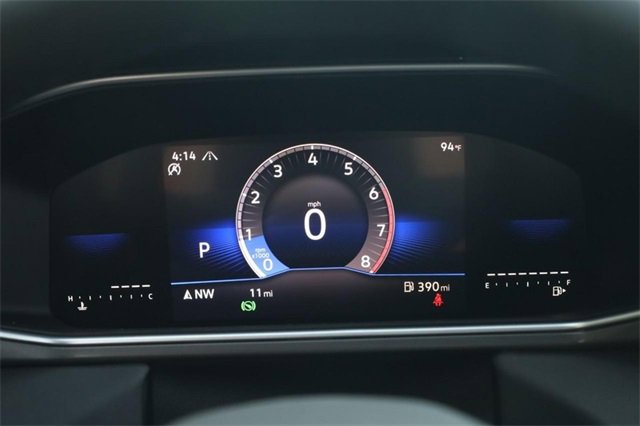 New 2025 Volkswagen Taos SE image 12