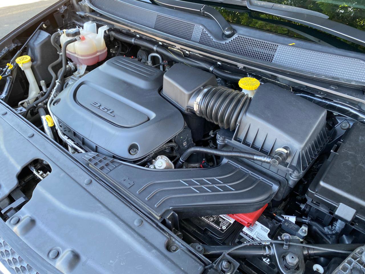 Used 2023 Chrysler Voyager LX FWD image 20