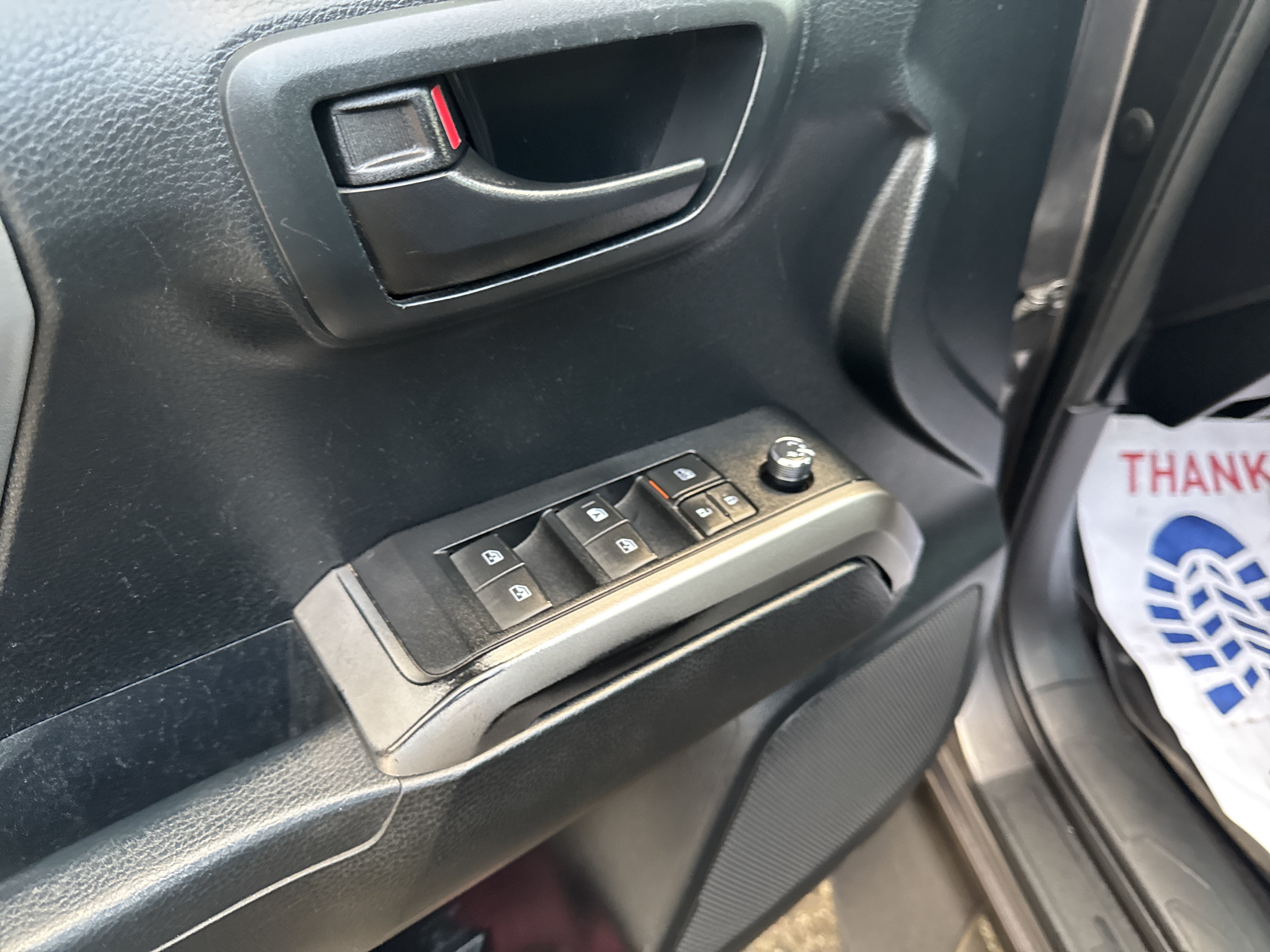Used 2016 Toyota Tacoma SR5 w/ SR5 Appearance Package (SN) RWD image 20