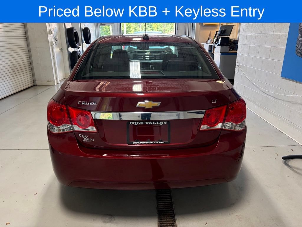 Used 2016 Chevrolet Cruze LT FWD image 6
