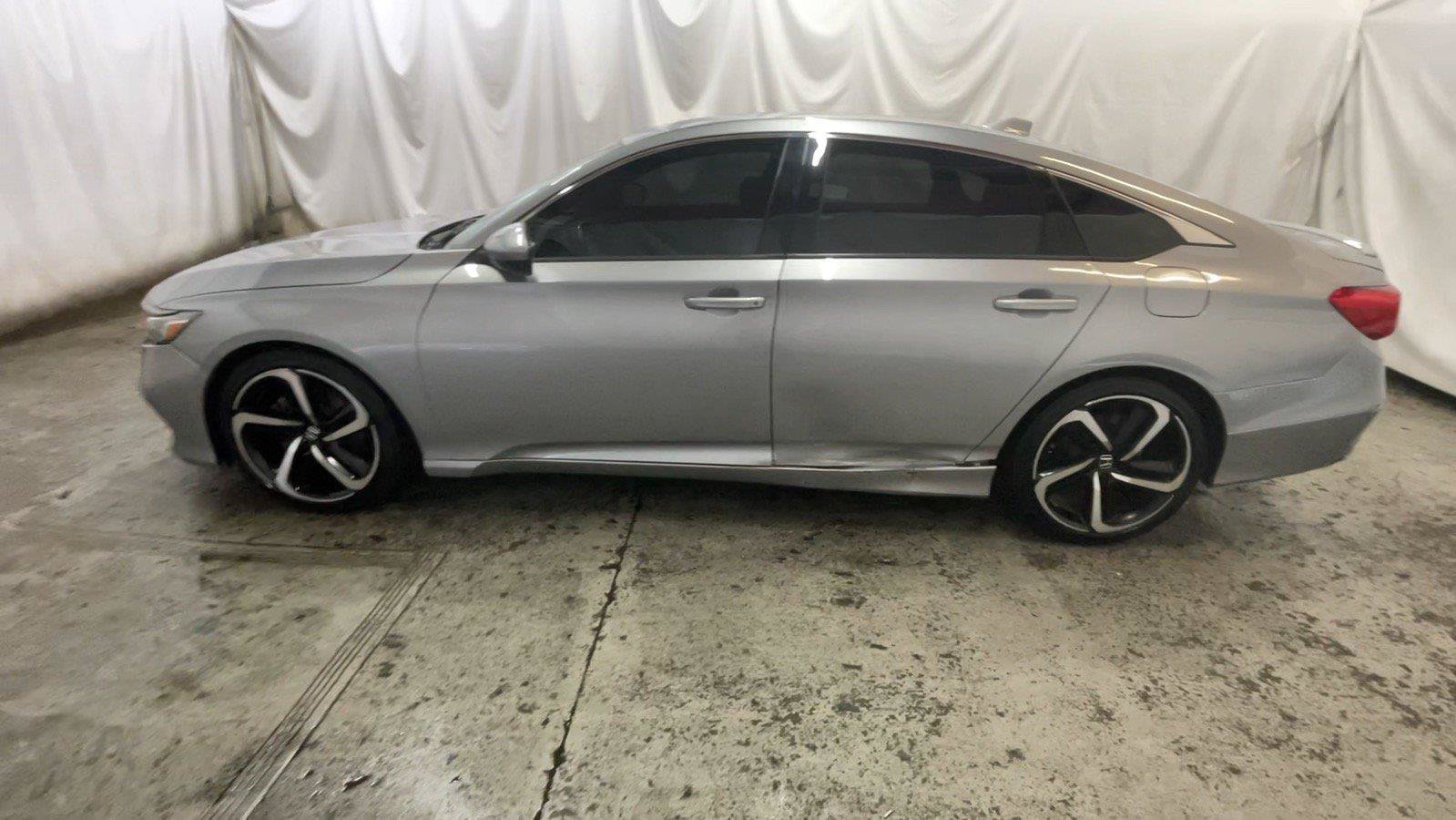 Used 2020 Honda Accord Sport image 13