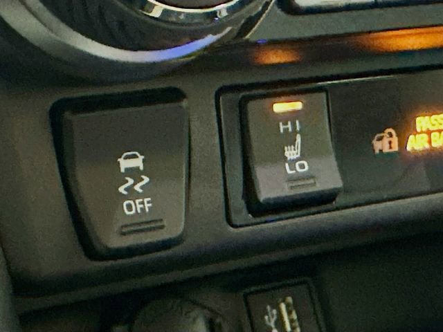 Certified 2025 Toyota RAV4 XLE image 22