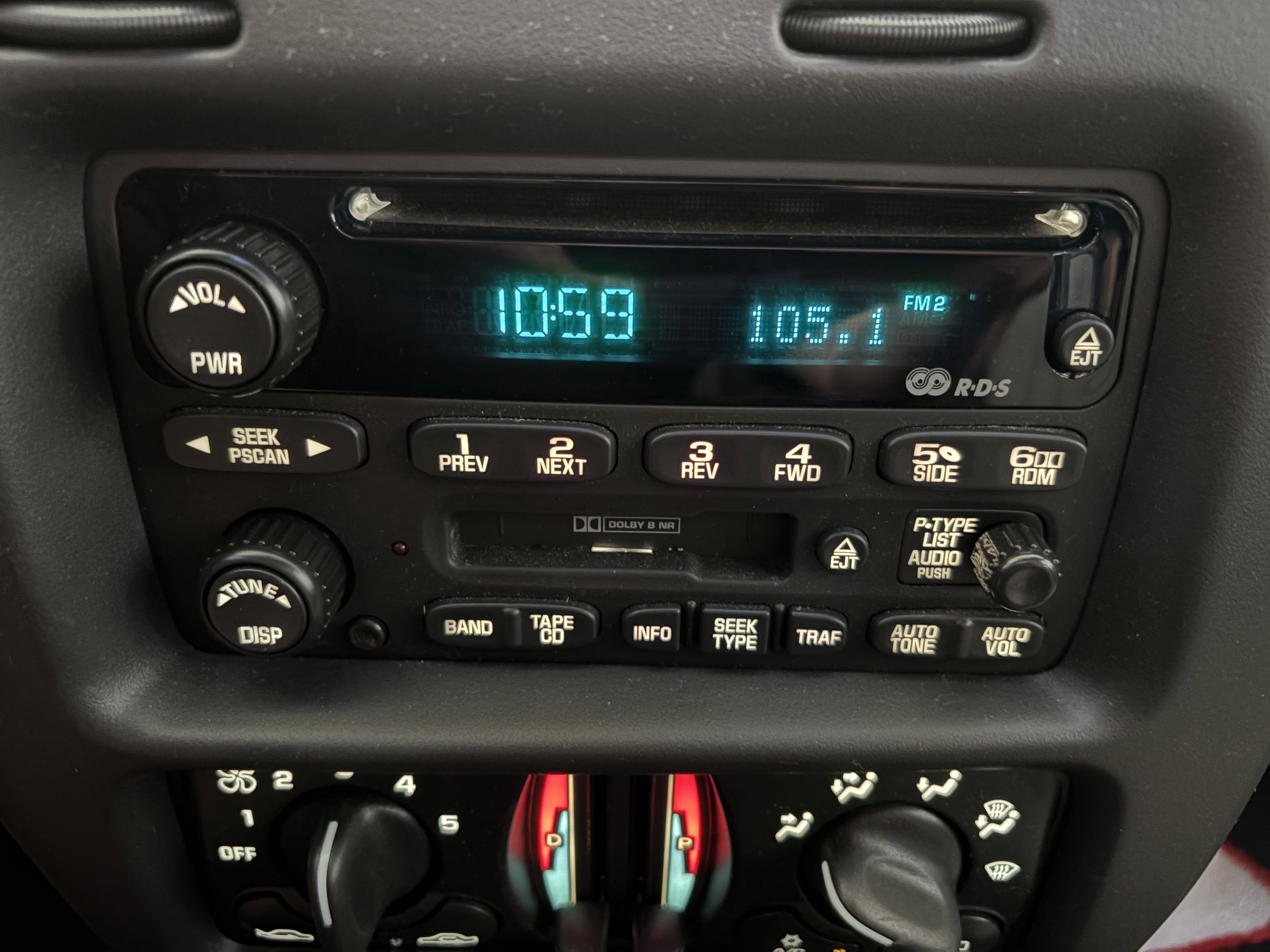 Used 2002 Chevrolet Monte Carlo SS w/ Preferred Equipment Group image 14