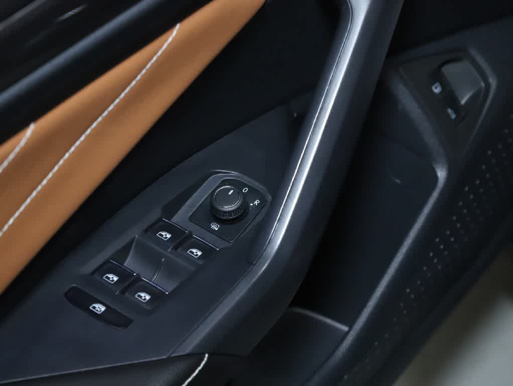Certified 2024 Volkswagen Jetta SEL FWD image 16